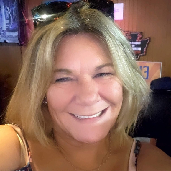 Meet your Posher, Jill - Picture 1 of 1